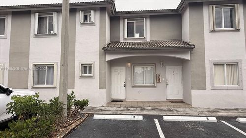 apt-3-5795 Nw 109th Ave, Doral, FL, 33178-3992 | Card Image