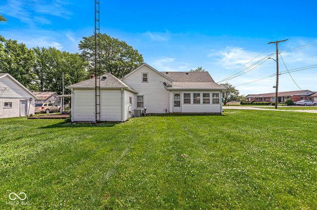 9290 Vine St, House other with 1 bedrooms, 1 bathrooms and null parking in Manilla IN | Image 13