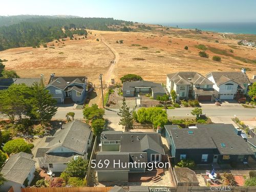 569 Huntington Rd, Cambria, CA, 93428 | Card Image