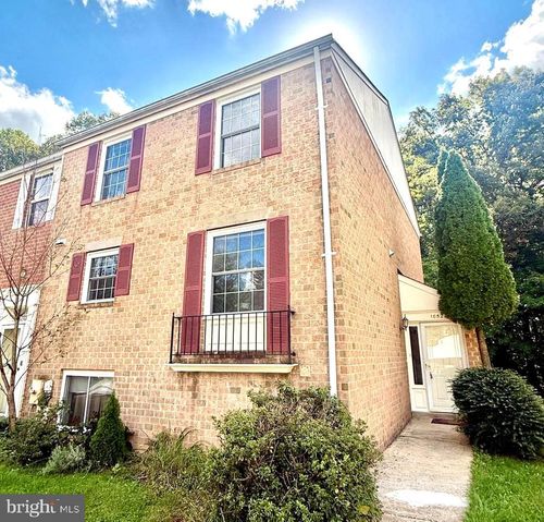 10528 E Wind Way, COLUMBIA, MD, 21044-5606 | Card Image