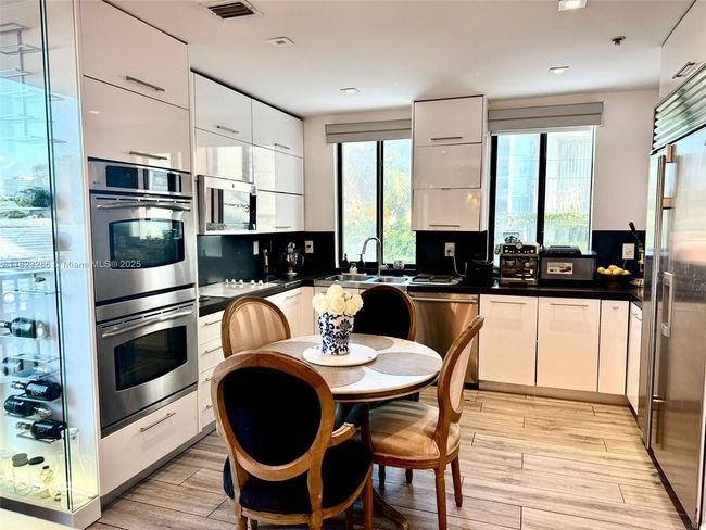 10 - 1150 98 Th St, Townhouse with 5 bedrooms, 4 bathrooms and null parking in Bay Harbor Islands FL | Image 9
