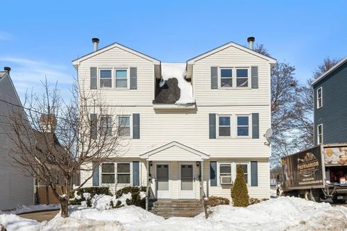 32-32 Arlington St, Haverhill, MA, 01830-5922 | Card Image