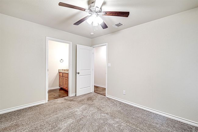 202 - 200 Honey Bee Dr, Home with 3 bedrooms, 2 bathrooms and null parking in Joshua TX | Image 10