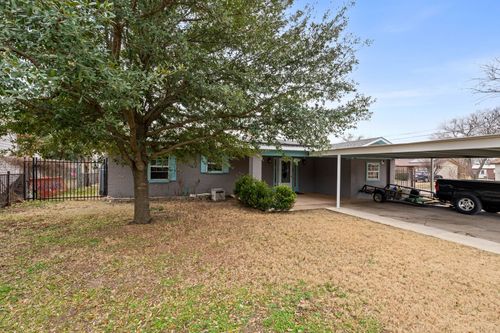 1530 Carson Dr, Mesquite, TX, 75149-6555 | Card Image