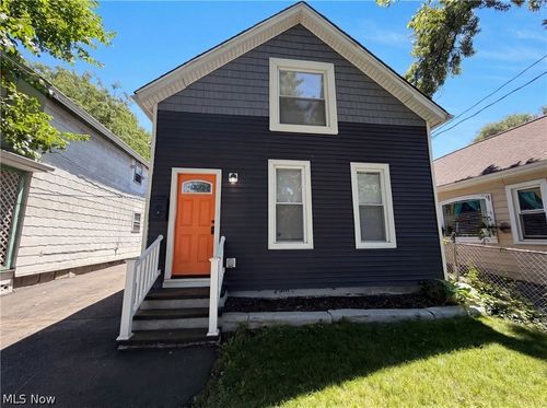 3402 Erin Ave, Cleveland, OH, 44113-4935 | Card Image