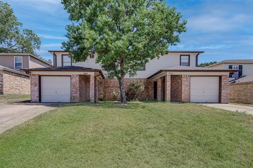 apt-b-836 Nw Summercrest Blvd, Burleson, TX, 76028-9340 | Card Image