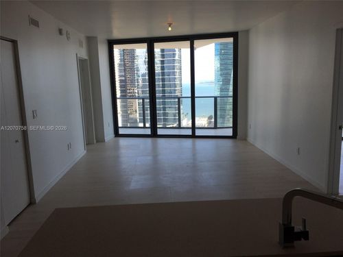 2002-1300 S Miami Ave, Miami, FL, 33130-4467 | Card Image