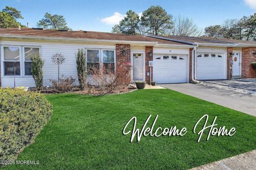 192 Victoria Ct, Lakewood, NJ, 08701-7306 | Card Image