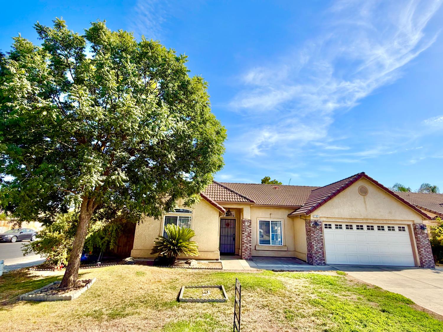 Residential in Hanford