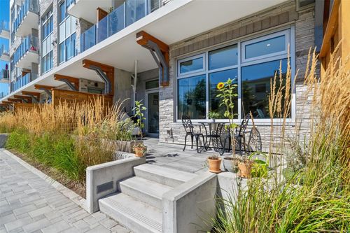 105-916 Lyall St, Esquimalt, BC, V9A5E6 | Card Image