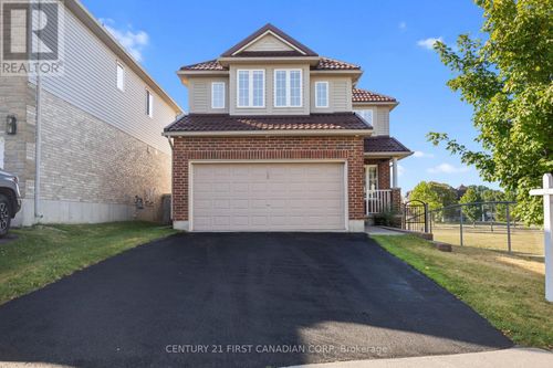 83 Mcmahen St, London, ON, N5Y0A2 | Card Image