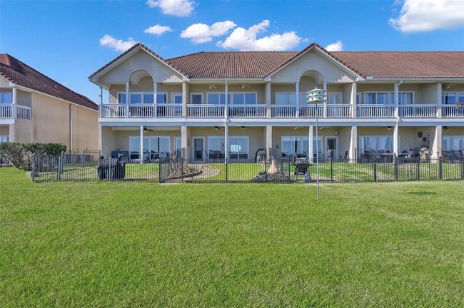 Welcome home to 15 Regency Point! | Image 32