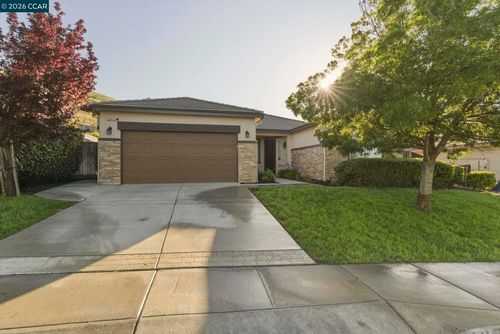 3042 Barranca Dr, Bay Point, CA, 94565-7662 | Card Image