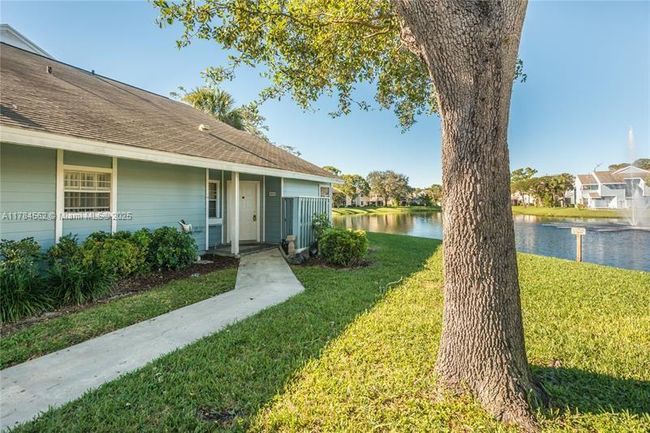 1903 Players Pl, Townhouse with 2 bedrooms, 2 bathrooms and null parking in North Lauderdale FL | Image 41