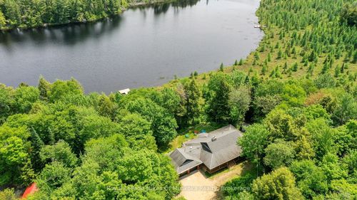 1420 Limberlost Rd, Huntsville, ON, P1H2J6 | Card Image