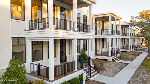unit-205-805 Mulberry St, Beaufort, NC, 28516-1935 | Card Image