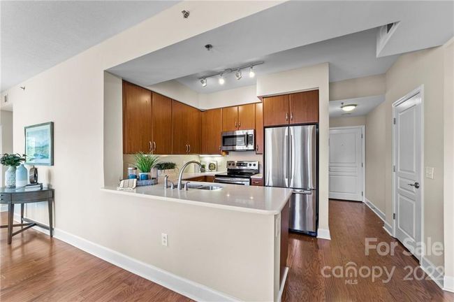 UNIT-305 - 1320 Fillmore Ave, Condo with 2 bedrooms, 2 bathrooms and null parking in Charlotte NC | Image 4