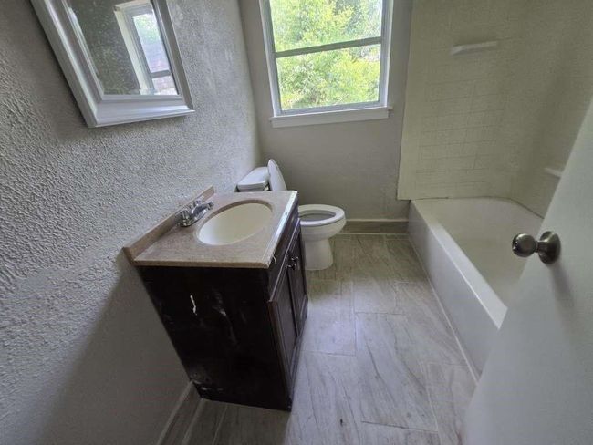 822 Woodhue St, House other with 3 bedrooms, 1 bathrooms and null parking in Channelview TX | Image 6