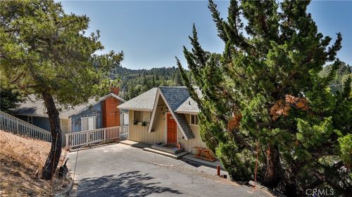 448 Delle Dr, Crestline, CA, 92325 | Card Image