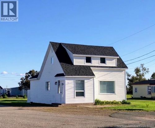 1736 Rue Châtillon, Maisonnette, NB, E8N1X3 | Card Image