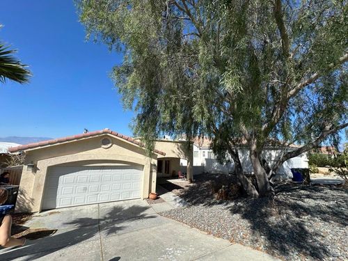 68265 Calle Bonita, Desert Hot Springs, CA, 92240-4229 | Card Image