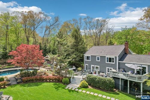 52 Stonefence Rd, Oakland, NJ, 07436-1607 | Card Image