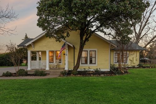 704 Williams St, Rockwall, TX, 75087-2609 | Card Image