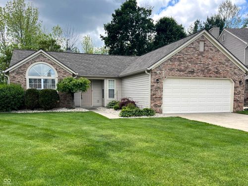 525 Buffalo Run Drive, Indianapolis, IN, 46227 | Card Image