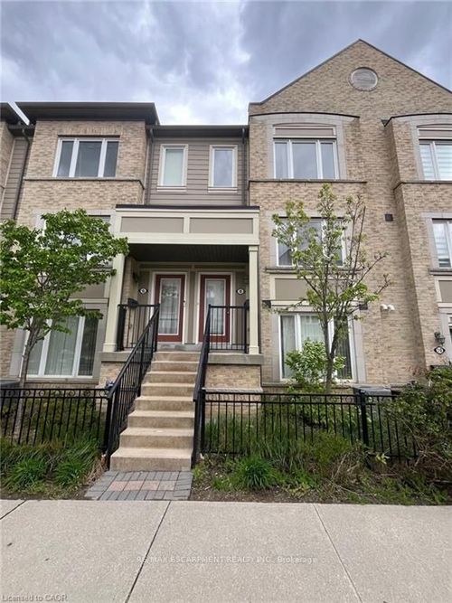 8-2891 Rio Crt, Mississauga, ON, L5M0S4 | Card Image