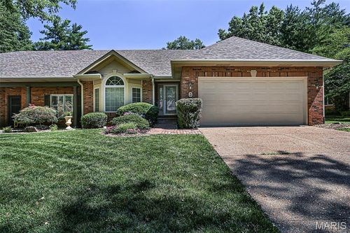 3 Pine Hollow Ct, Edwardsville, IL, 62025-3854 | Card Image