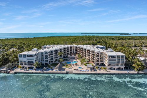 apt-403-79901 Overseas Hwy, Islamorada, FL, 33036-3807 | Card Image