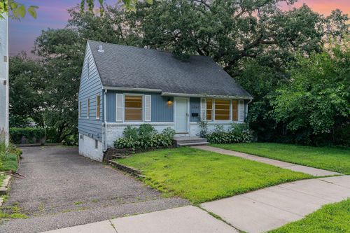 3349 Xenwood Ave S, Saint Louis Park, MN, 55416-2136 | Card Image