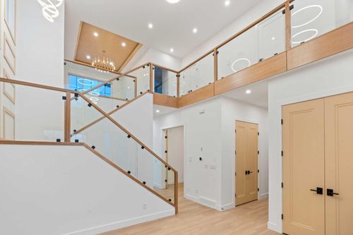 230 Royal Birch View Nw, Calgary, AB, T3G5J8 | Card Image