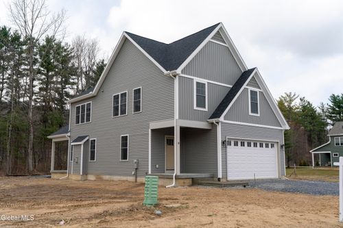 8 Indigo Way, Wilton, NY, 12831-3325 | Card Image