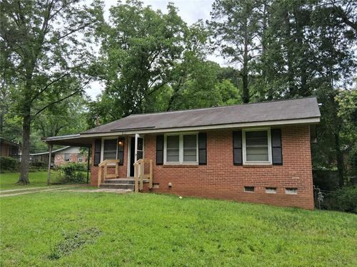 633 Currie Dr, Forest Park, GA, 30297-3748 | Card Image