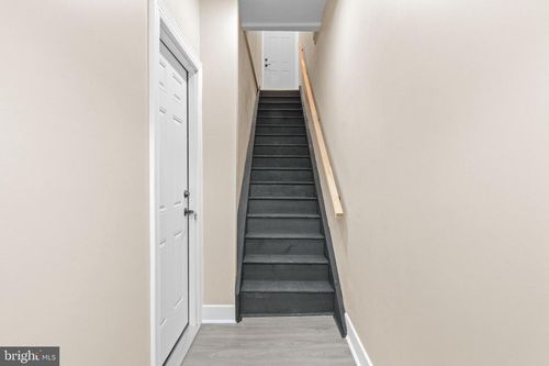 2839 N 9th St, PHILADELPHIA, PA, 19133-2043 | Card Image