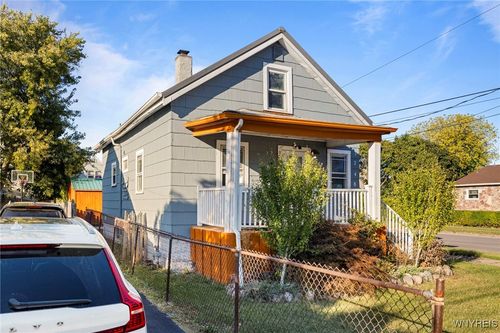 3248 Dudley Ave, Niagara Falls, NY, 14303-2216 | Card Image