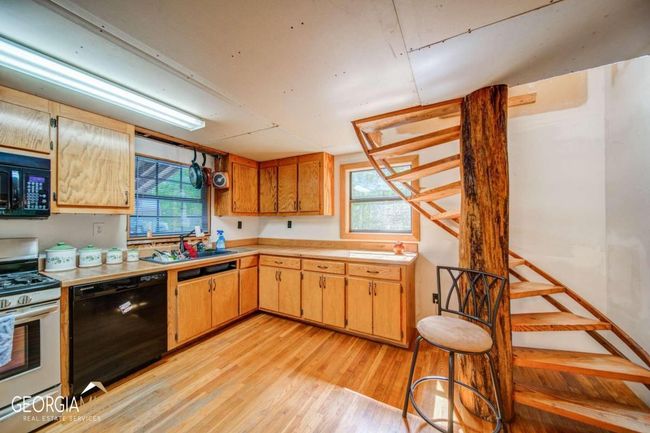 5574 Hardscrabble Rd, House other with 3 bedrooms, 2 bathrooms and 3 parking in mineral bluff GA | Image 4