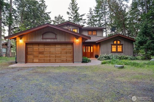 244 Davison Head Dr, Friday Harbor, WA, 98250-9161 | Card Image