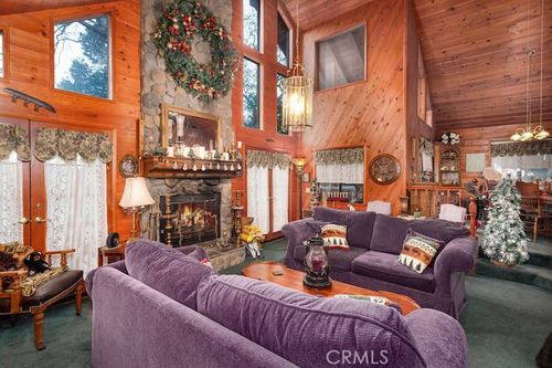 723 Bergschrund Dr, Crestline, CA, 92325-9661 | Card Image