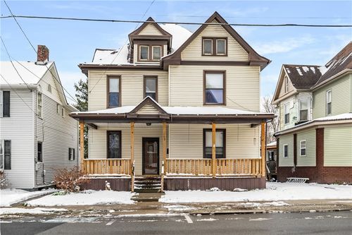 109 N Main St, Houston, PA, 15342 | Card Image