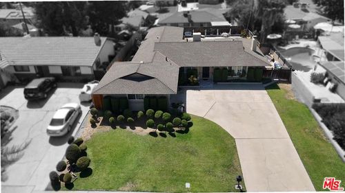 3774 Dalehurst Drive, Bakersfield, CA, 93306 | Card Image