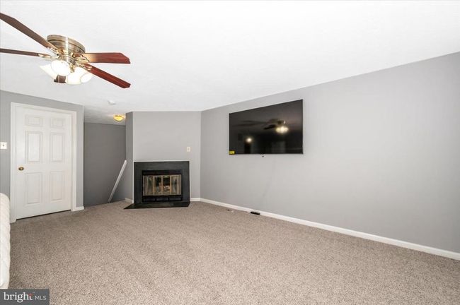 558 Hollyberry Way, Townhouse with 3 bedrooms, 3 bathrooms and null parking in FREDERICK MD | Image 38