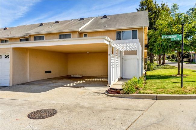 2 car private parking with rear access to home! | Image 23