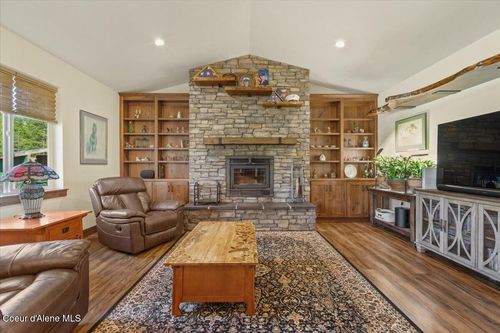 517 Songbird, Spirit Lake, ID, 83869 | Card Image