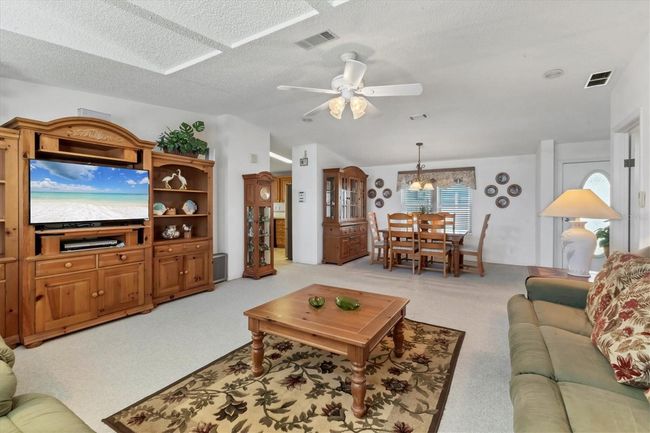 Living Room | Image 6