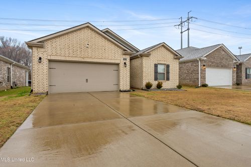 8865 Mary Frances Dr, Southaven, MS, 38671-2507 | Card Image