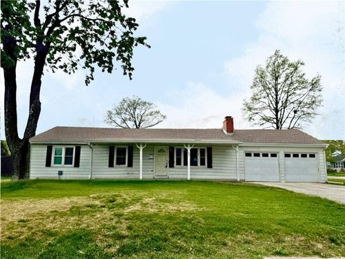 601 S Troost St, Olathe, KS, 66061-4220 | Card Image