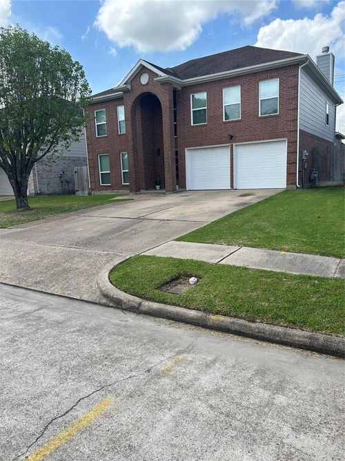 16346 Saint Helena Way, Houston, TX, 77053-4352 | Card Image