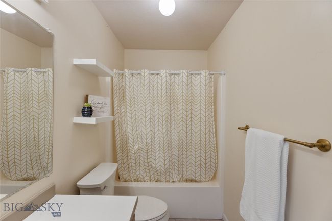 Bathroom Two | Image 20